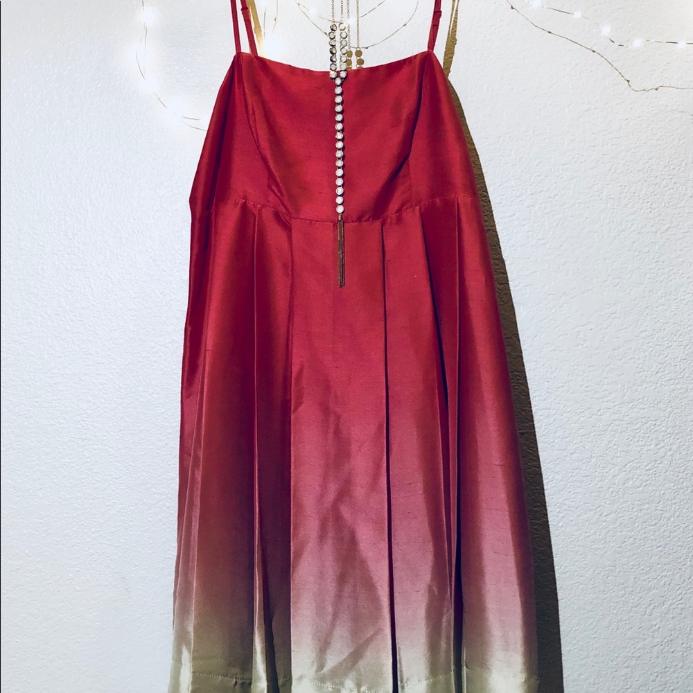 Limited gorgeous silk ombre cocktail dress. 👗🍸👗